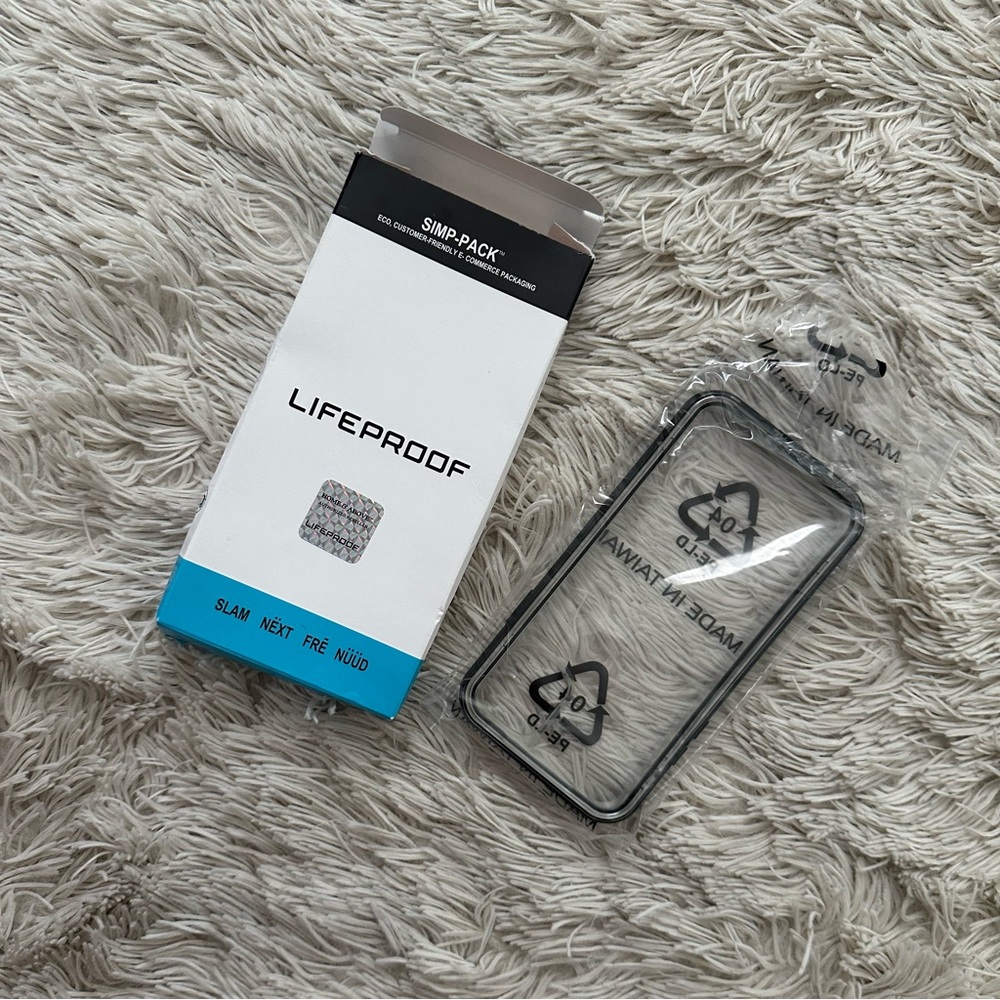 LIFEPROOF Clear iPhone 11 Pro Case